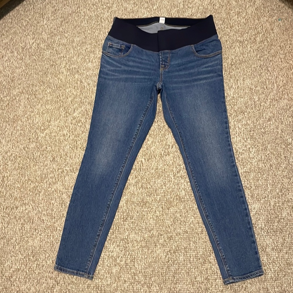 Old Navy maternity jeans